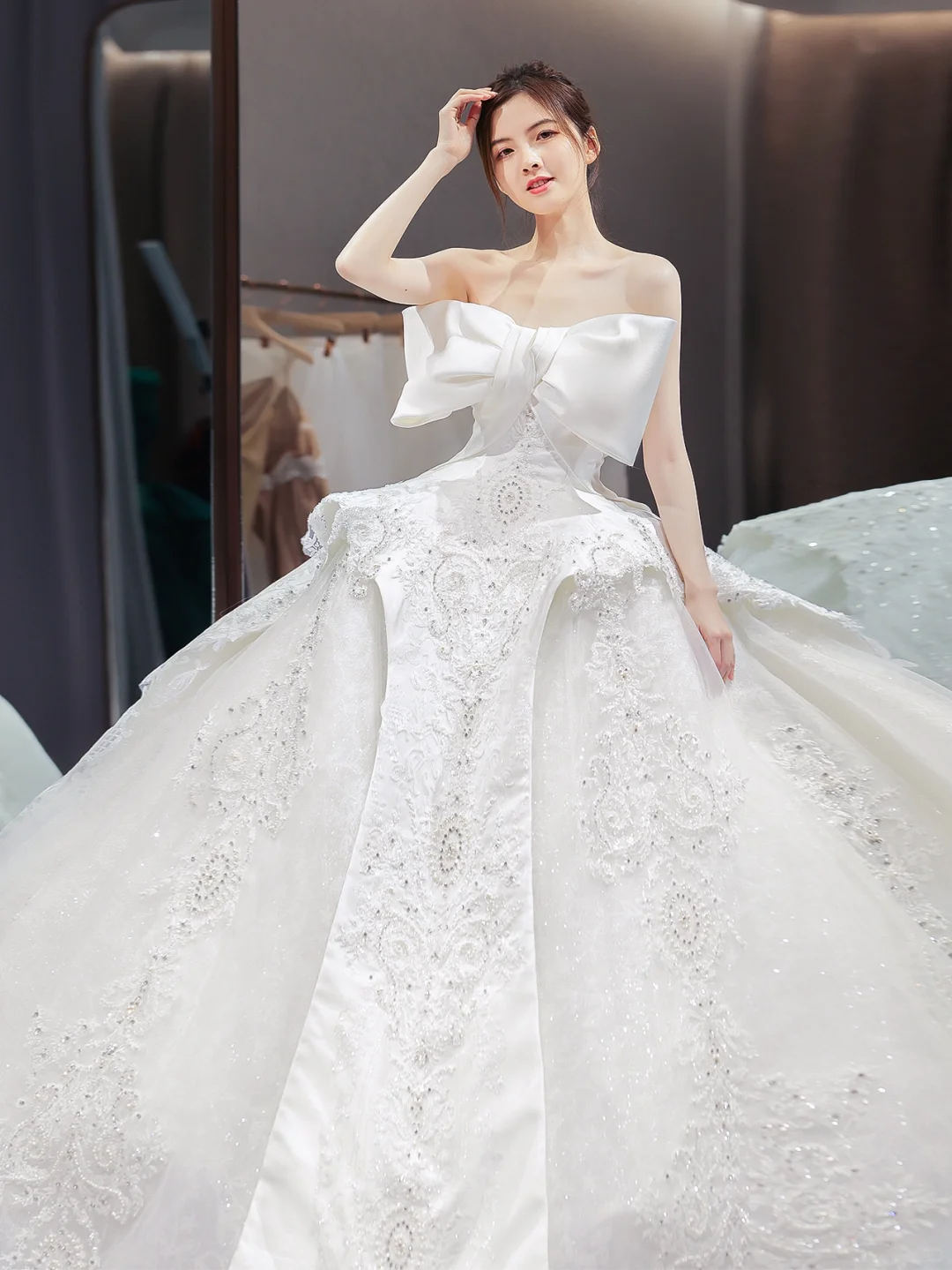 Unique Ball Gown Strapless Satin Tulle Lace Sequin Beaded With Bow Long Wedding Dresses