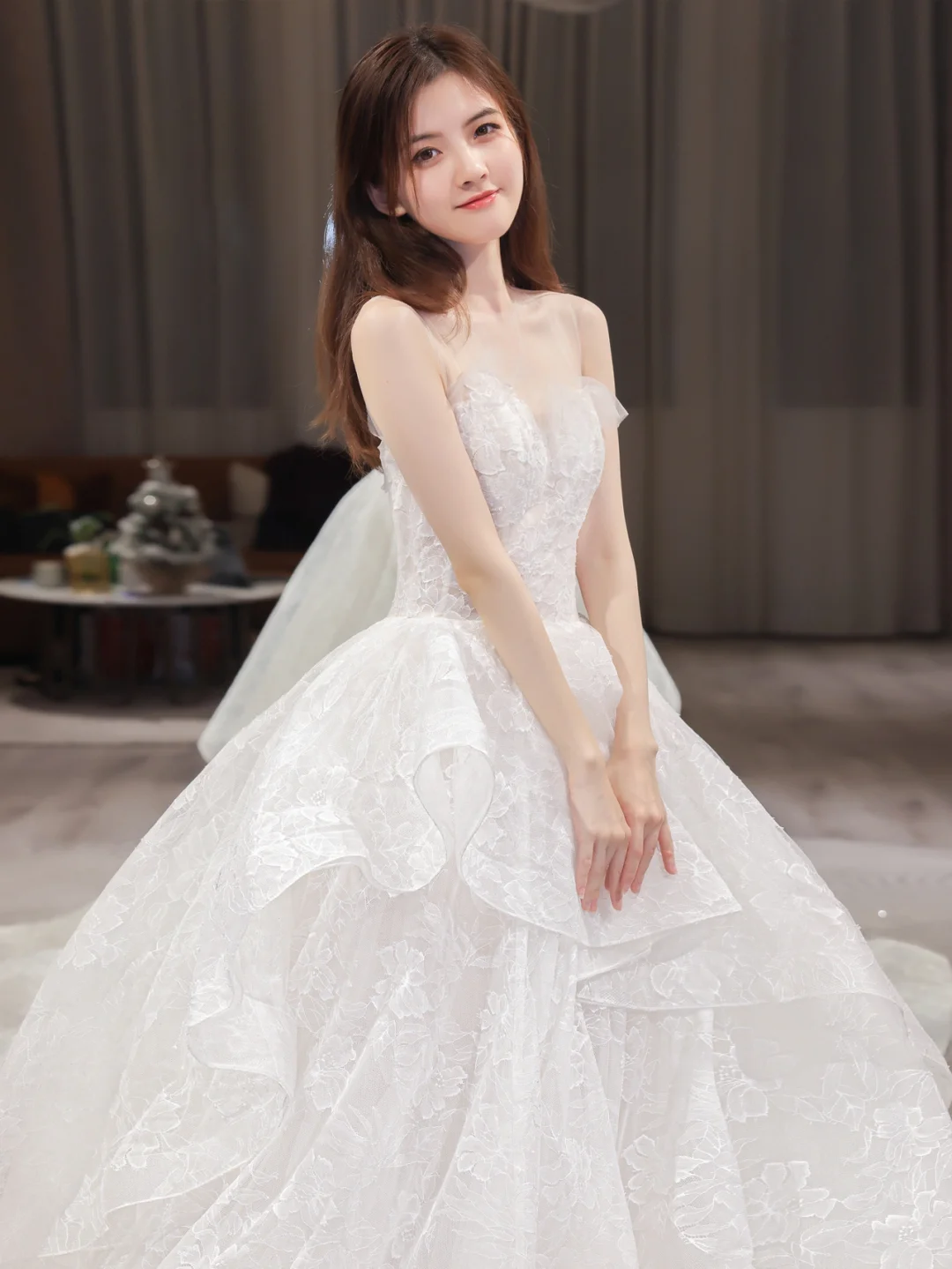 Dreamy Ball Gown Strapless Lace Long Wedding Dresses