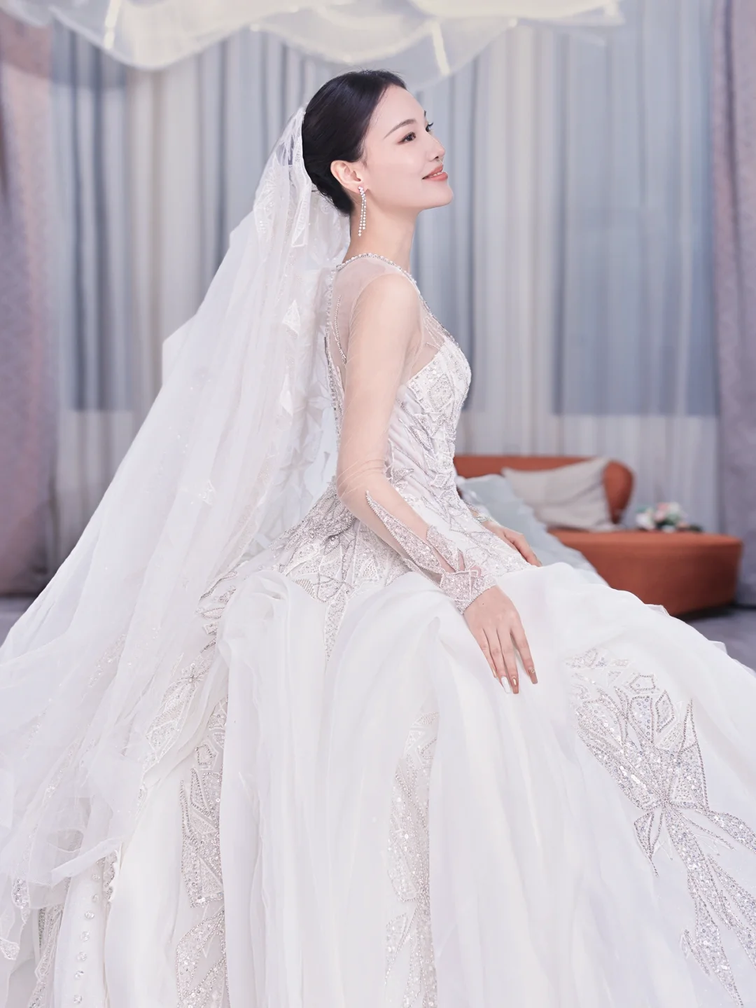 Timeless Ball Gown Tulle Lace Long Sleeves With Veil Long Wedding Dresses