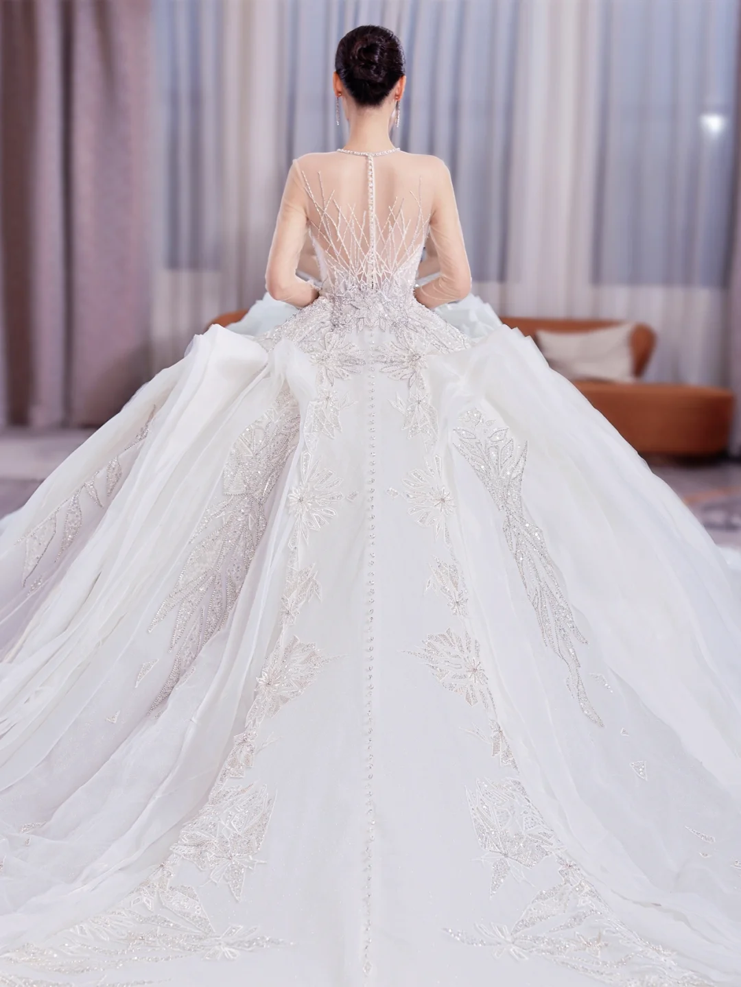 Timeless Ball Gown Tulle Lace Long Sleeves With Veil Long Wedding Dresses