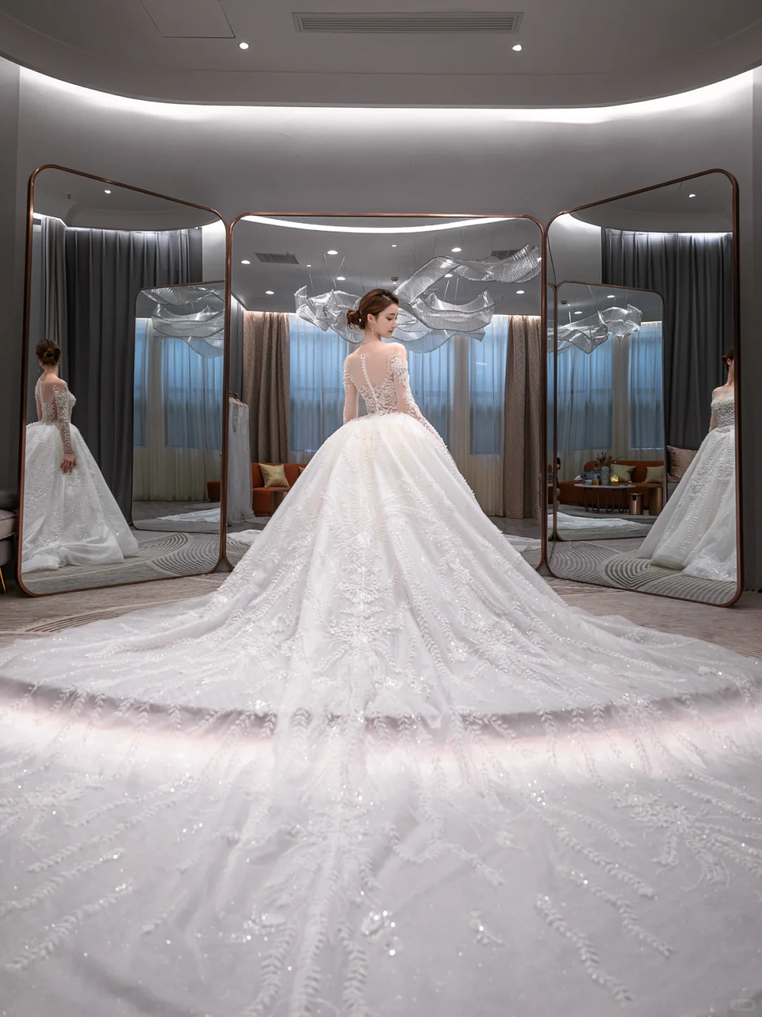 Dreamy Ball Gown Tulle Applique Long Sleeves With Veil Long Wedding Dresses