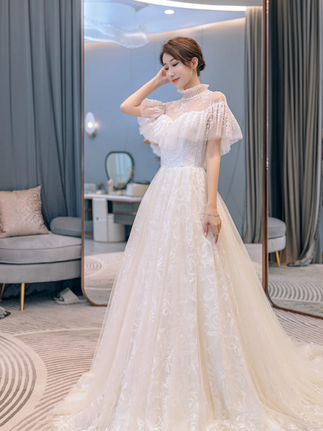 Pretty Ball Gown Tulle Lace Long Wedding Dresses