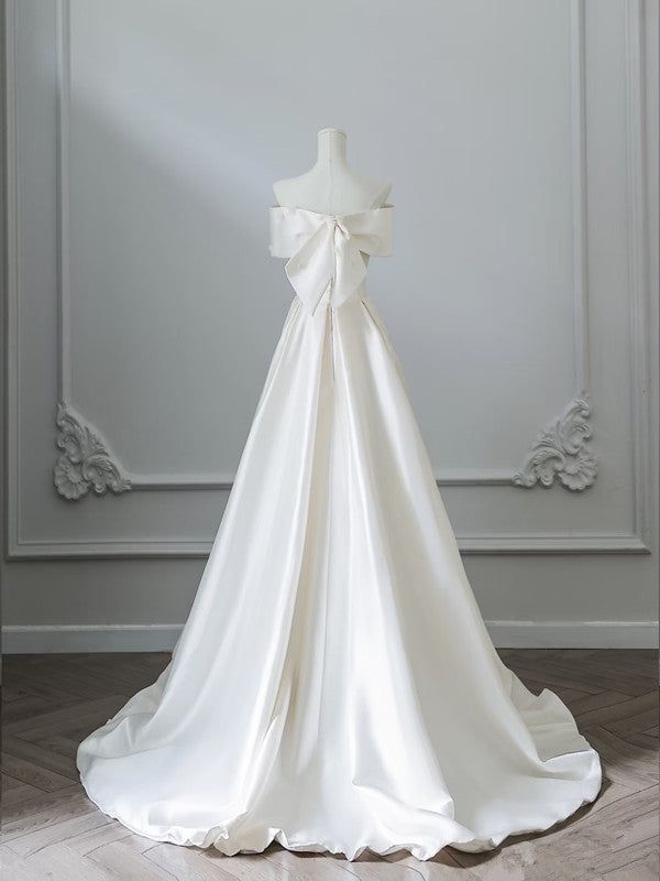 Elegant A Line Strapless Satin Back With Bow Long Wedding Dresses