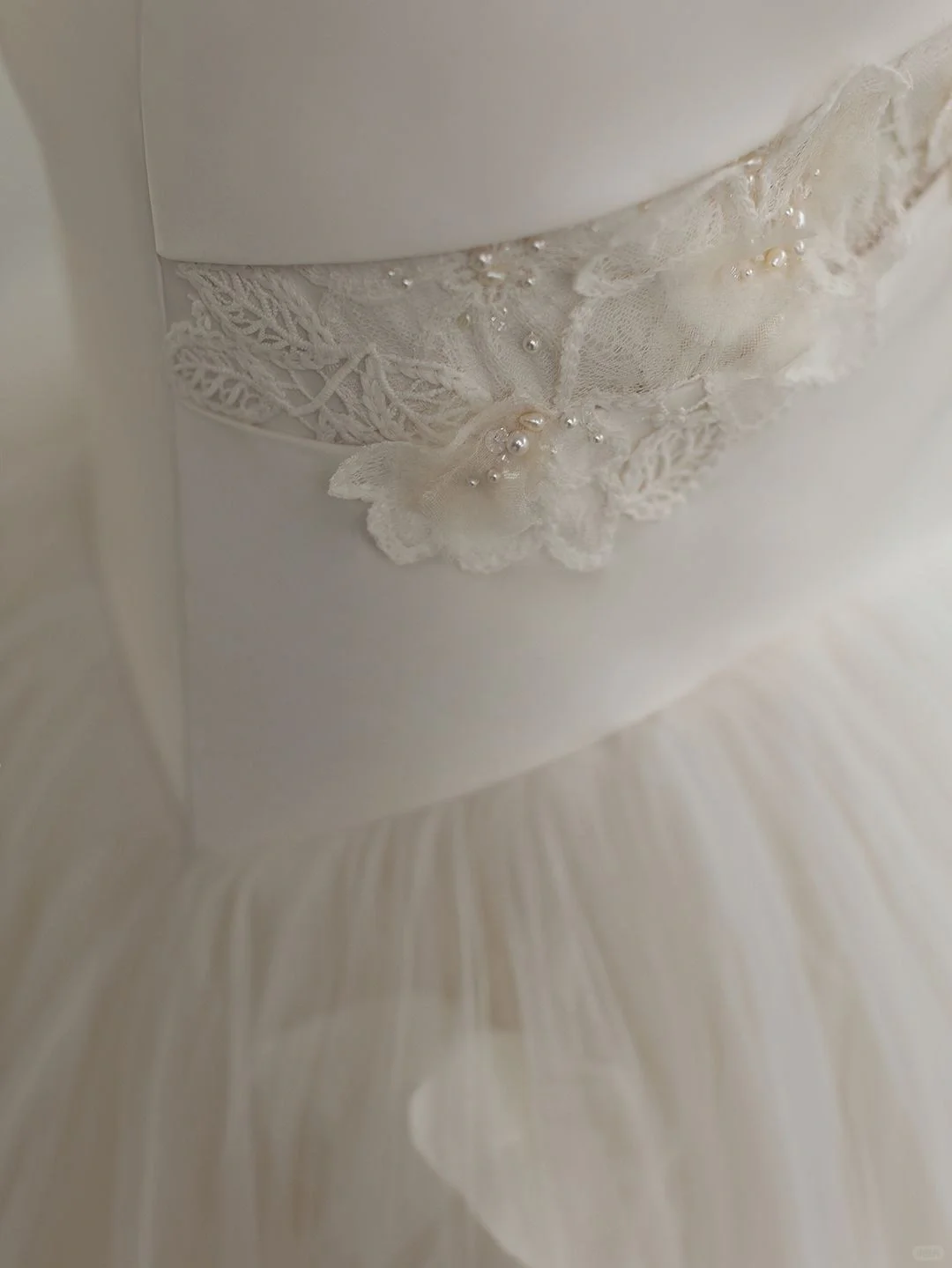 Pretty Mermaid Strapless Satin Tulle Applique Long Wedding Dresses