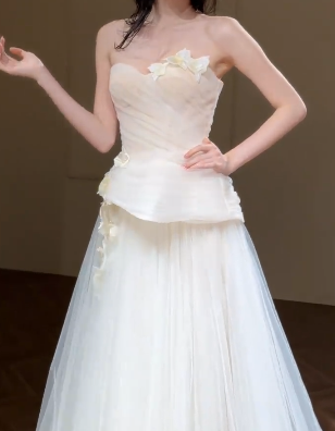 Chic A Line Strapless Tulle Applique Long Wedding Dresses