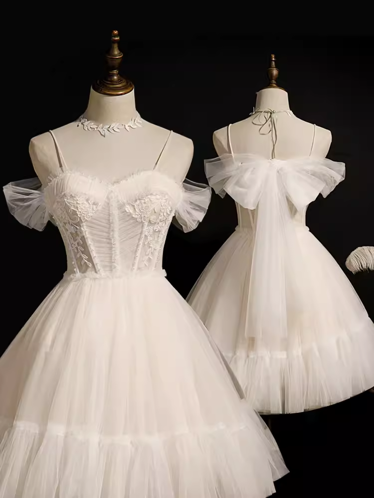 Elegant Ball Gown Spaghetti Straps Party Dress White Homecoming Dresses