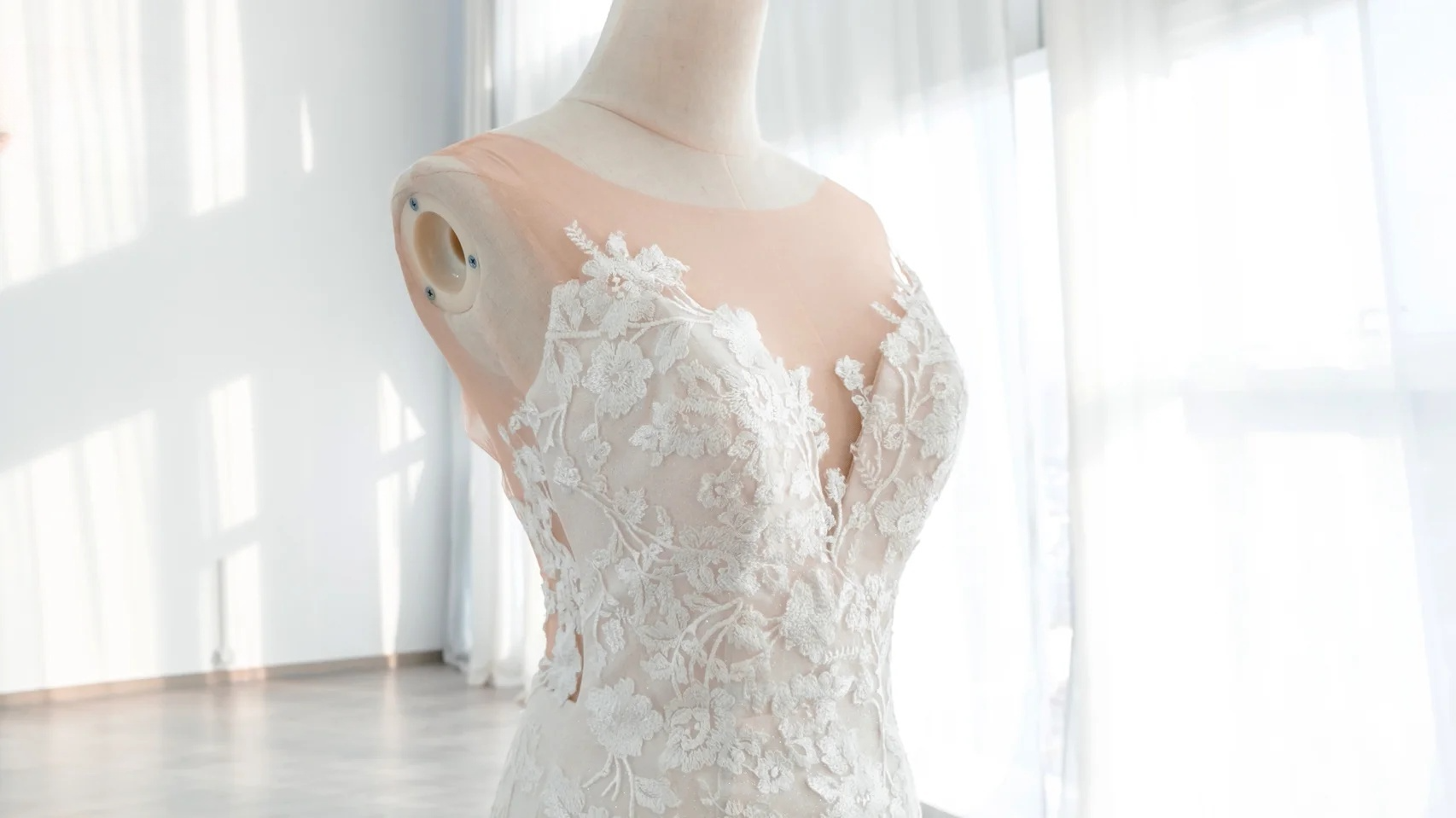 Dreamy Mermaid Tulle Lace Long Wedding Dresses