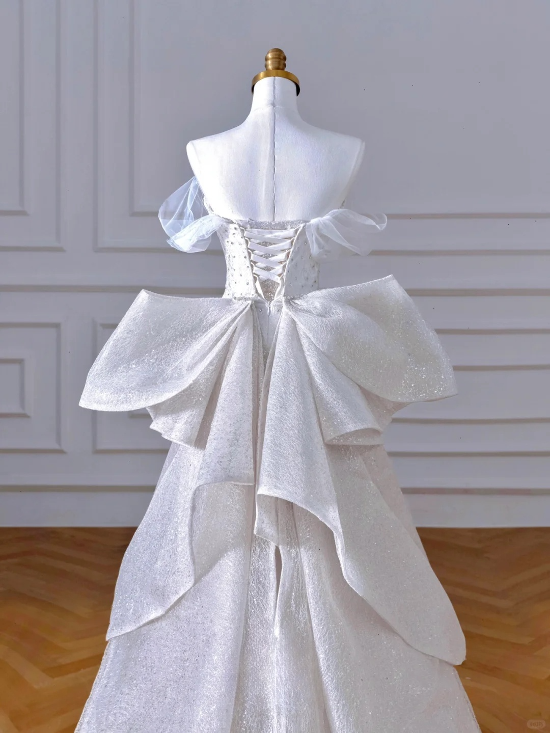 Glitter Mermaid Off The Shoulder Satin Sequin Beads Back With Bow Long Wedding Dresses