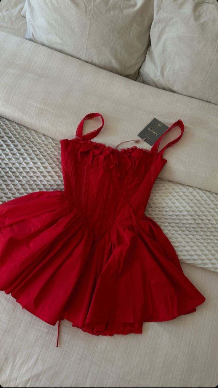 Red A Line Spaghetti Straps Satin Short Homecoming Dress 18th Birthday Outfits