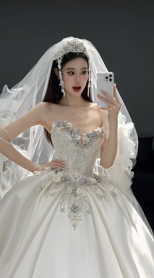 Timeless Ball Gown Strapless Satin Sequin Beads With Veil Long Wedding Dresses