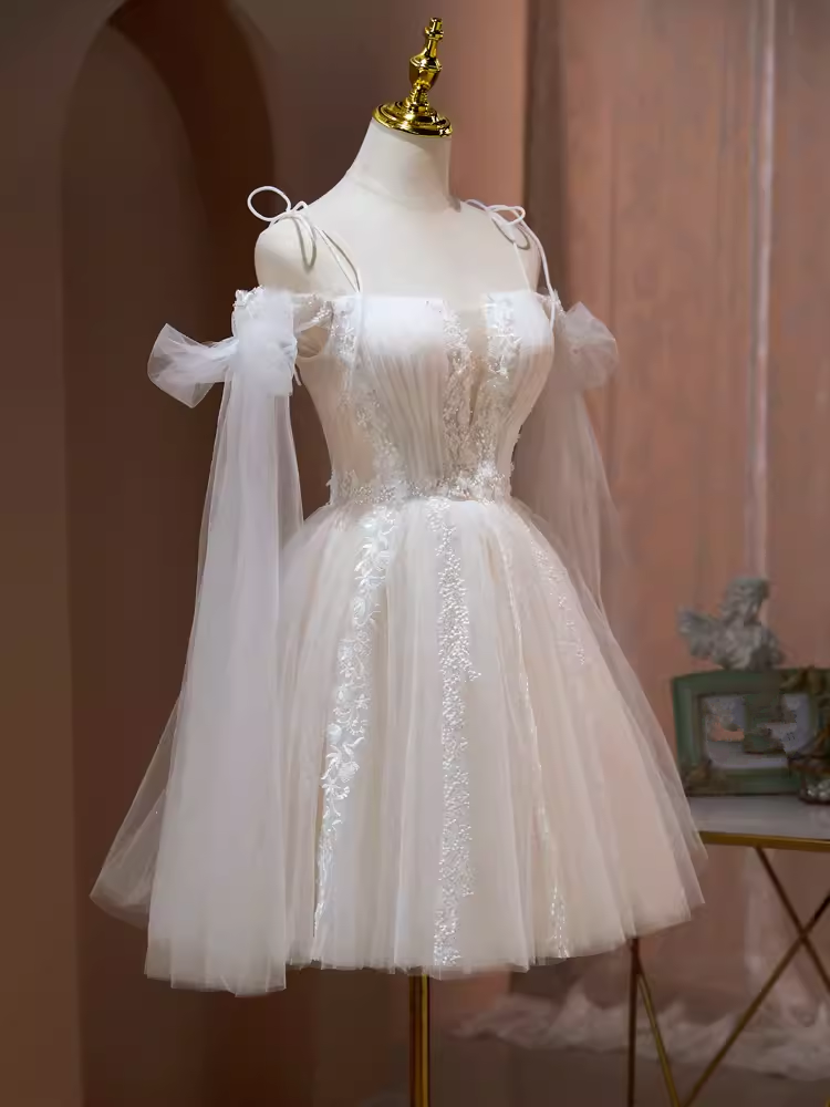 Elegant Ball Gown Straps Tulle Party Dress White Homecoming Dress