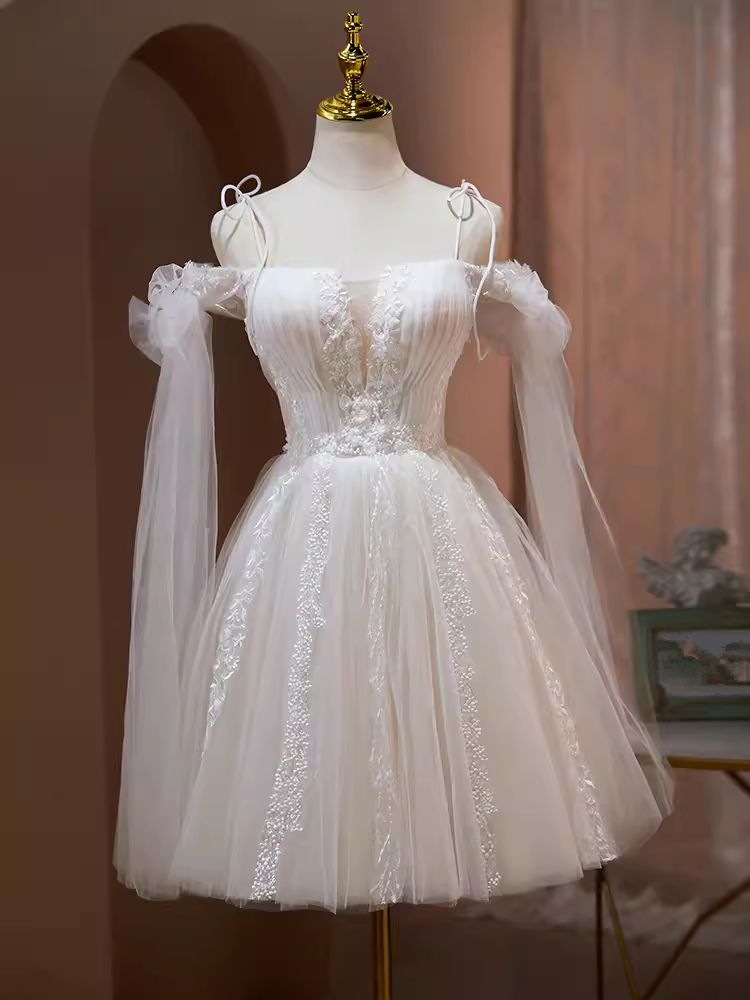 Elegant Ball Gown Straps Tulle Party Dress White Homecoming Dress