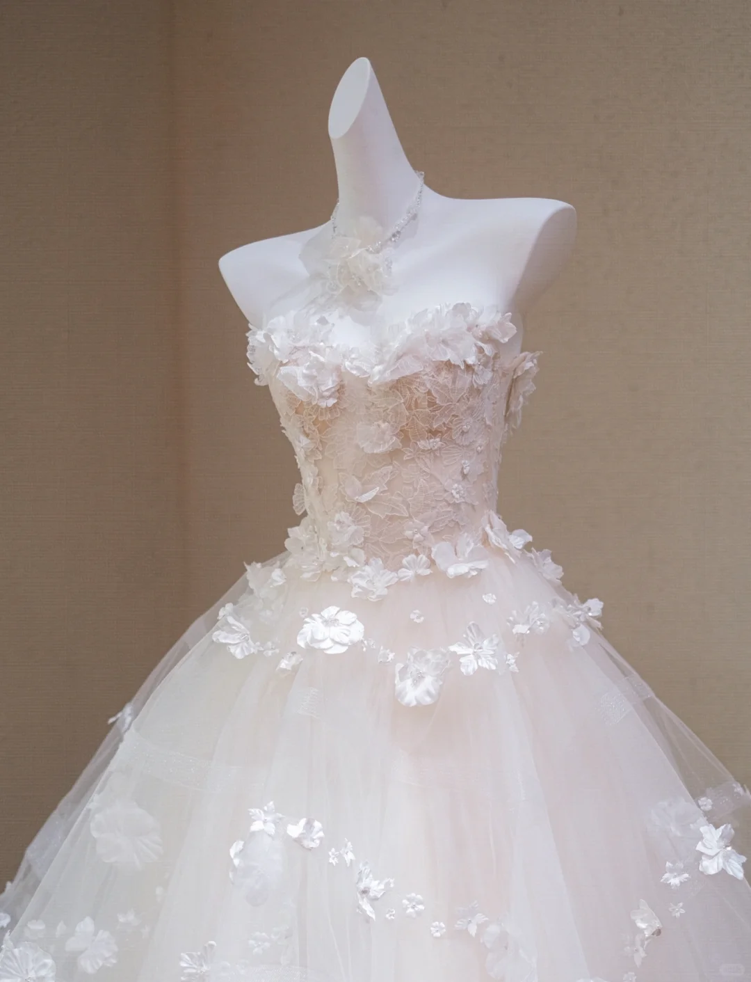 Fairy Ball Gown Strapless Tulle Applique Long Wedding Dresses