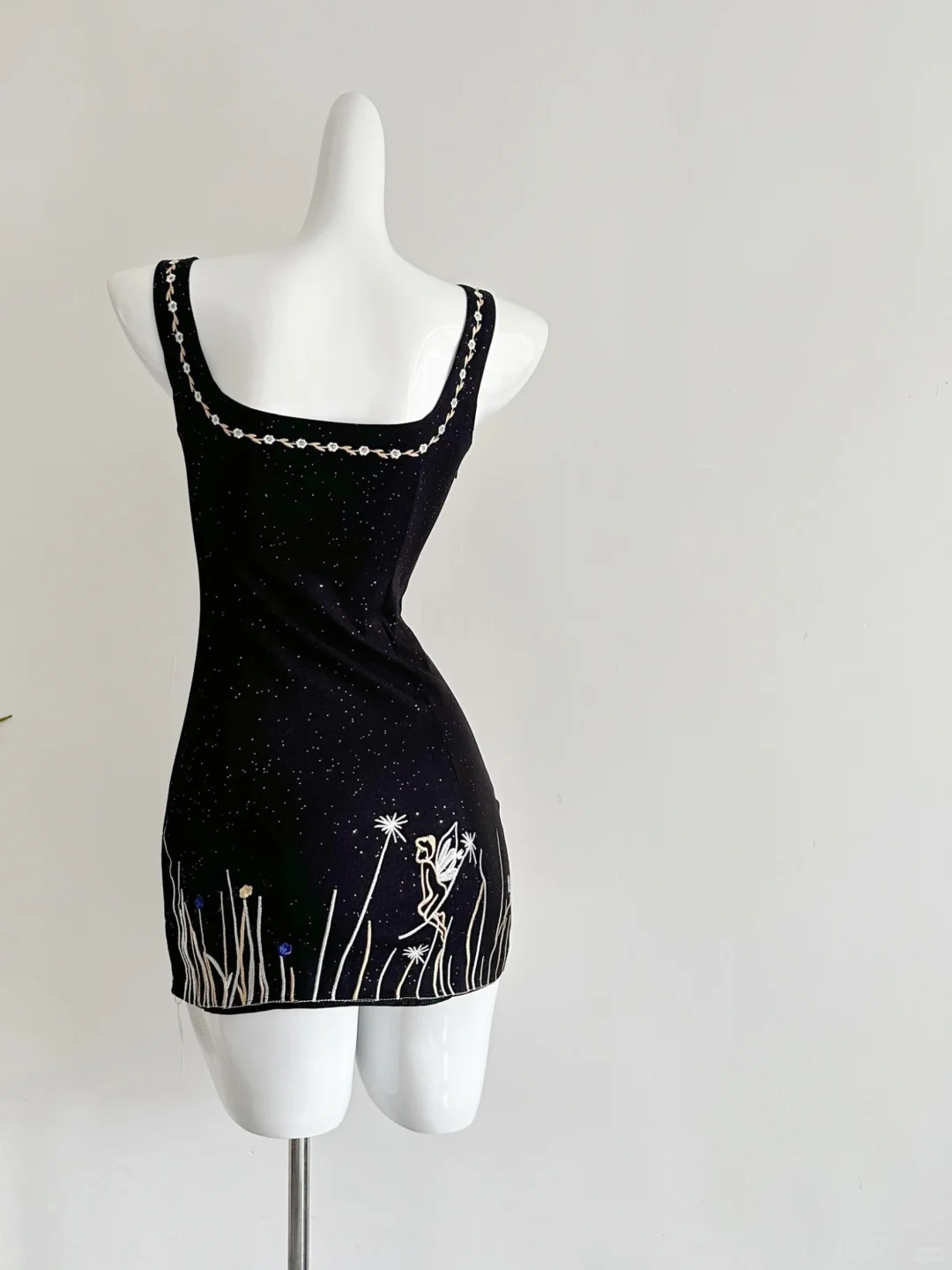 Charming Mermaid Square Satin Sequin Beads Short Homecoming Dress 22th Birthday Outfits