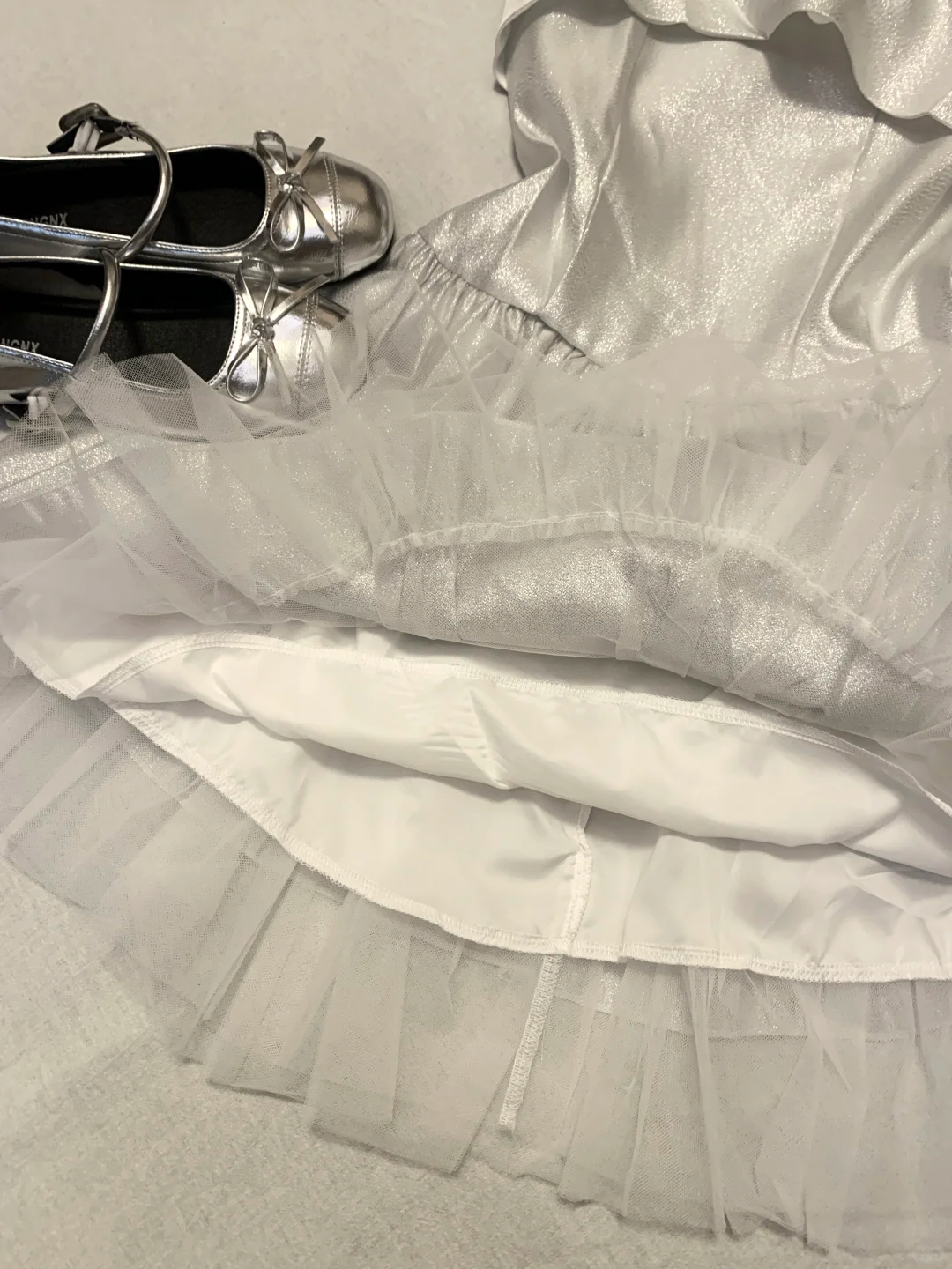 Pretty A Line Strapless Satin Tulle Short Homecoming Dress 16th Birthday Outfits