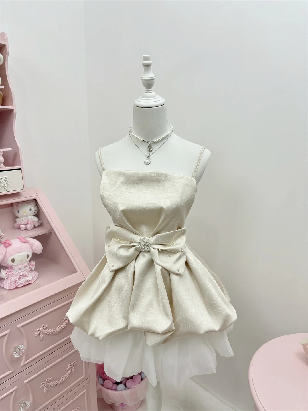 Cute A Line Spaghetti Straps Satin Tulle Beads Short Homecoming Dress 15th Birthday Outfits