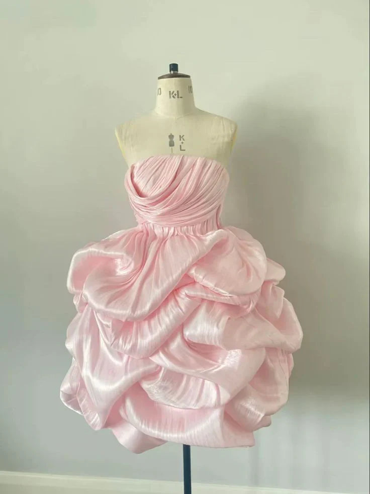 Sweet Pink Ball Gown Strapless Satin Short Homecoming Dress 17th Birthday Outfits