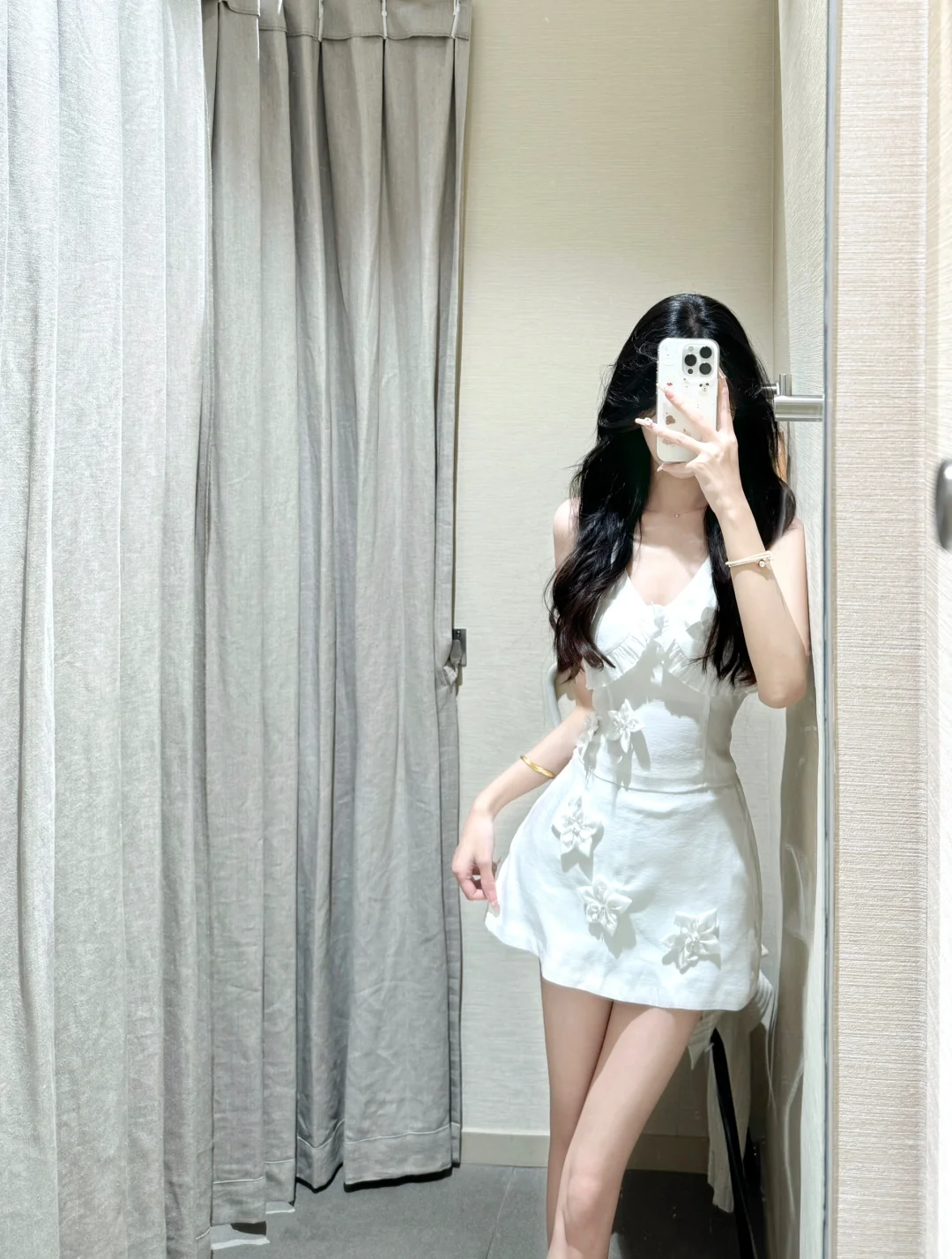 Classy A Line V Neck Satin Applique Short Homecoming Dress 19th Birthday Outfits