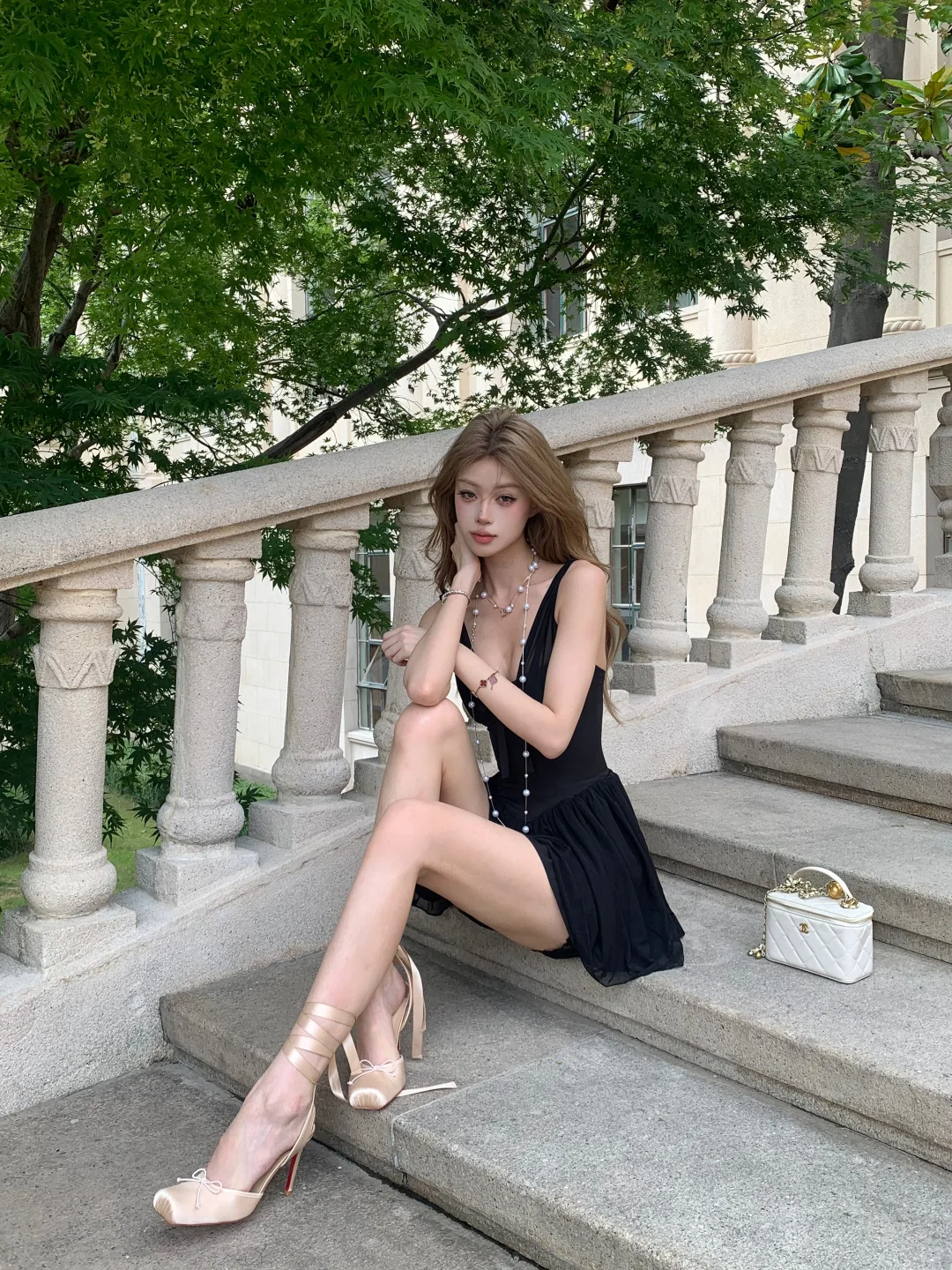 Classy A Line V Neck Black Satin Chiffon Short Homecoming Dress 20th Birthday Outfits