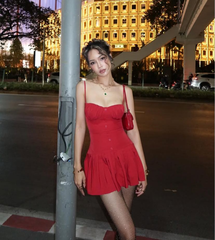 Red A Line Spaghetti Straps Satin Short Homecoming Dress 20th Birthday Outfits