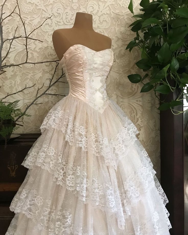 Classy Ball Gown Strapless Satin Lace Tiered Long Prom Dresses Formal Dress