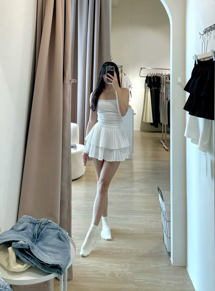 Elegant A Line Strapless Satin Tiered Short Homecoming Dress 17th Birthday Outfits