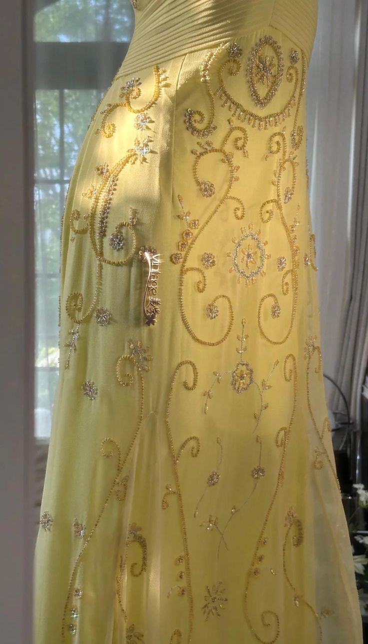 Gorgeous Mermaid Sapghetti Straps Yellow Satin Chiffon Beads Long Prom Dresses Formal Dress