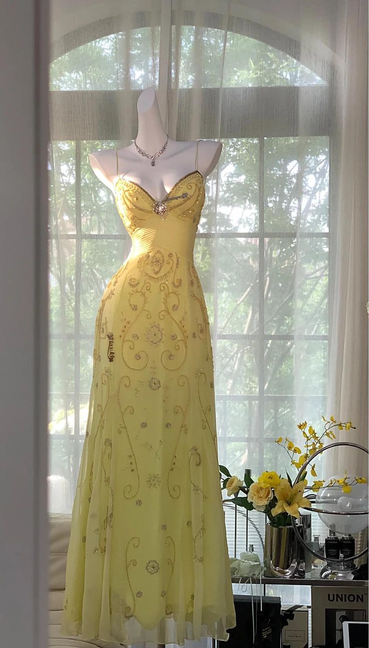 Gorgeous Mermaid Sapghetti Straps Yellow Satin Chiffon Beads Long Prom Dresses Formal Dress