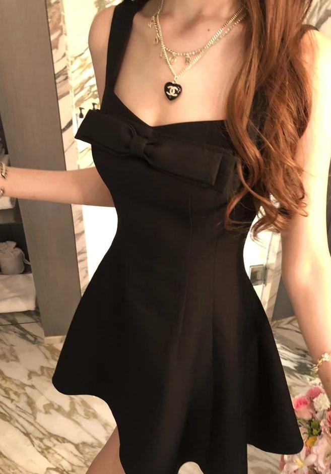 Classy A Line Spaghetti Straps Black Satin With Bow Short Homecoming Dress 18th Birthday Outfits