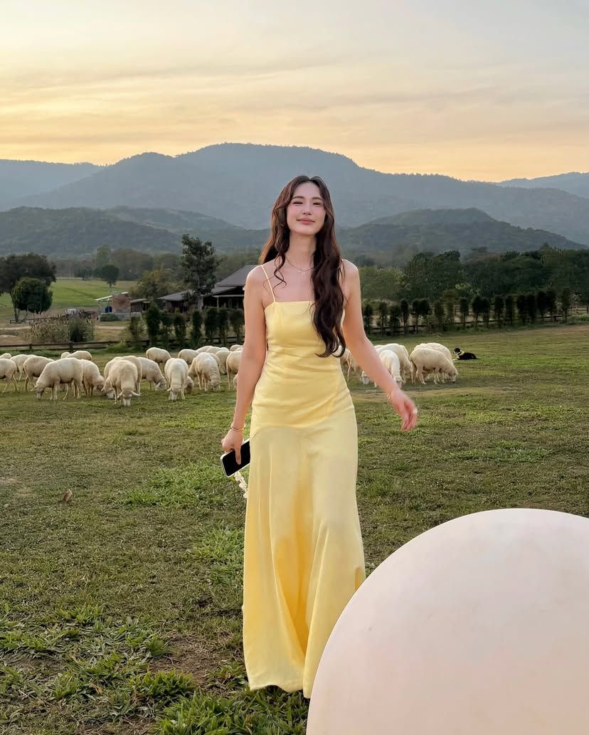 Yellow A Line Spaghetti Straps Satin Long Prom Dresses Formal Dress