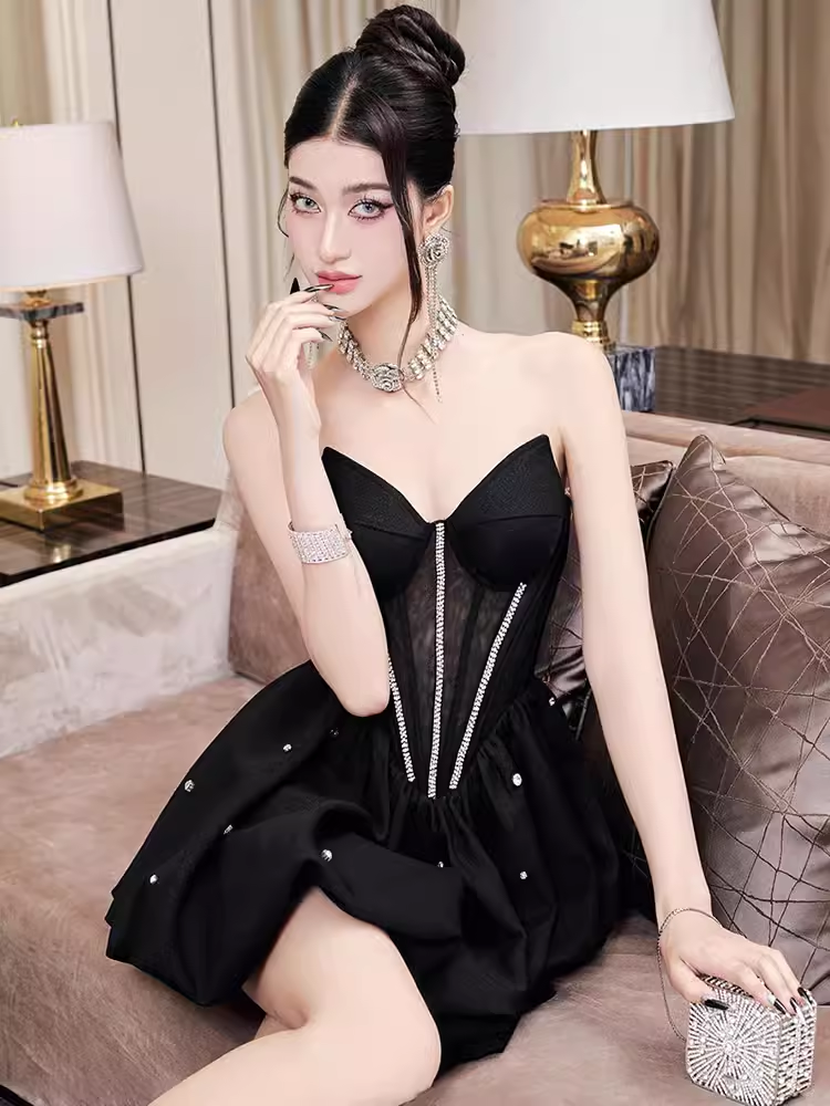 Vintage A line Strapless Black Short Homecoming Dress 19th Birthday Outfits