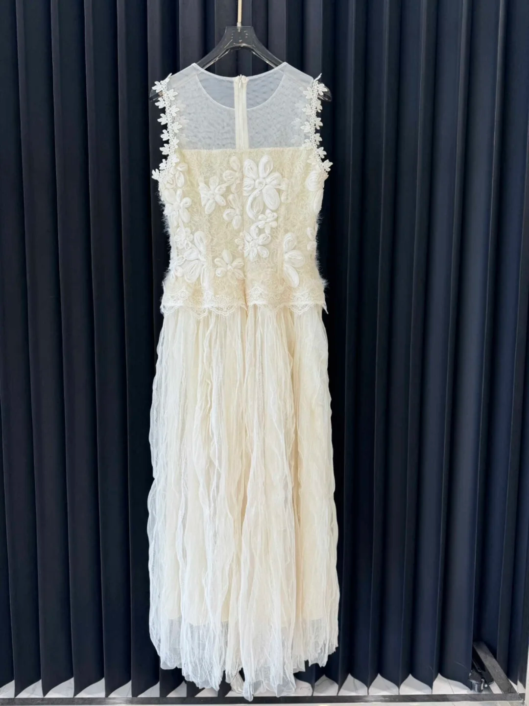 Unique A Line Satin Tulle Lace Applique Long Prom Dresses Formal Dress