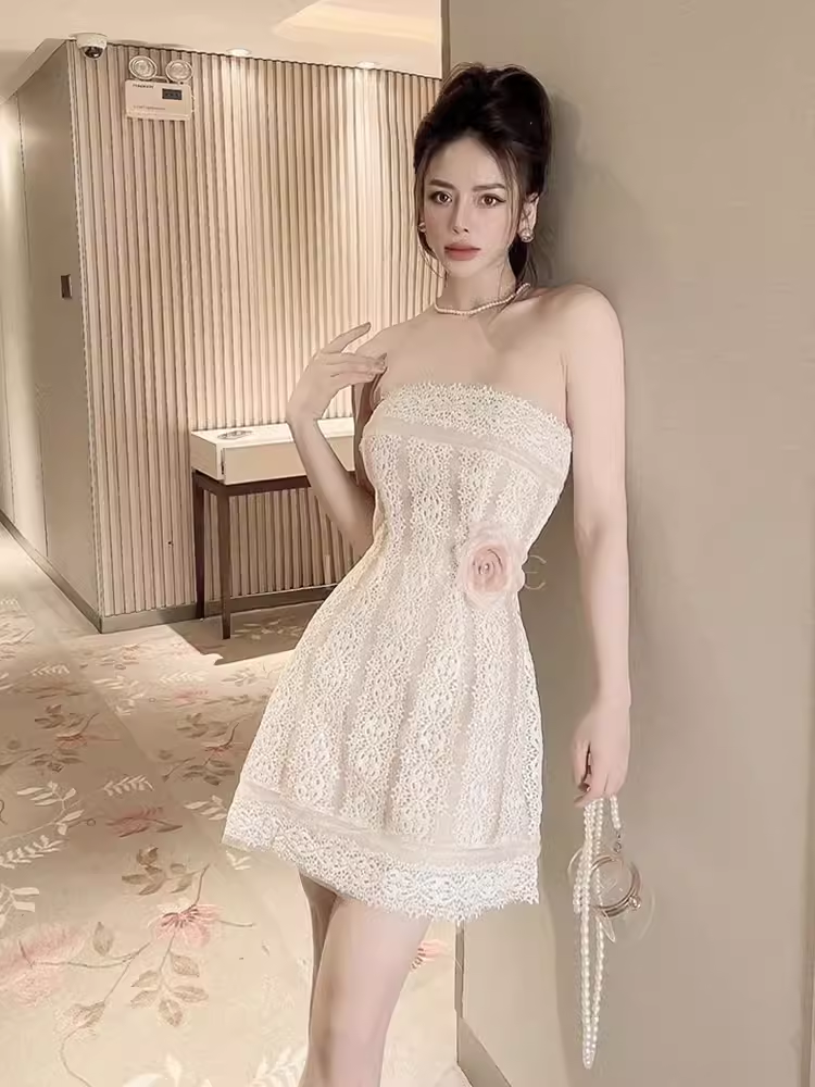 A-Line Lace Short Prom Dress White Homecoming Dress