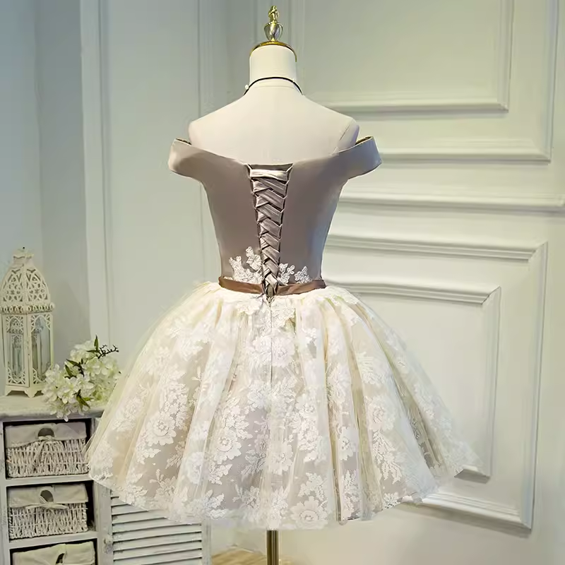 Elegant Ball Gown Off The Shoulder Birthday Outfits Tulle Homecoming Dresses