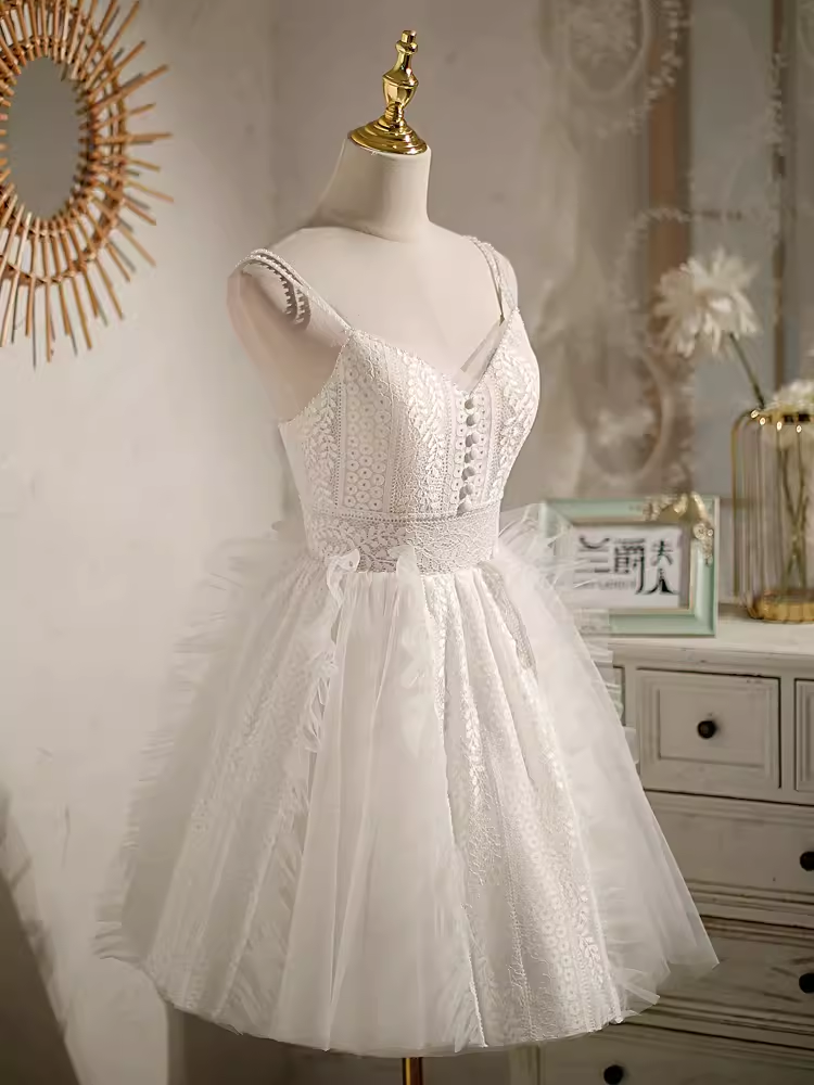 Cute Ball Gown Straps White Birthday Outfits Tulle Lace Homecoming Dresses