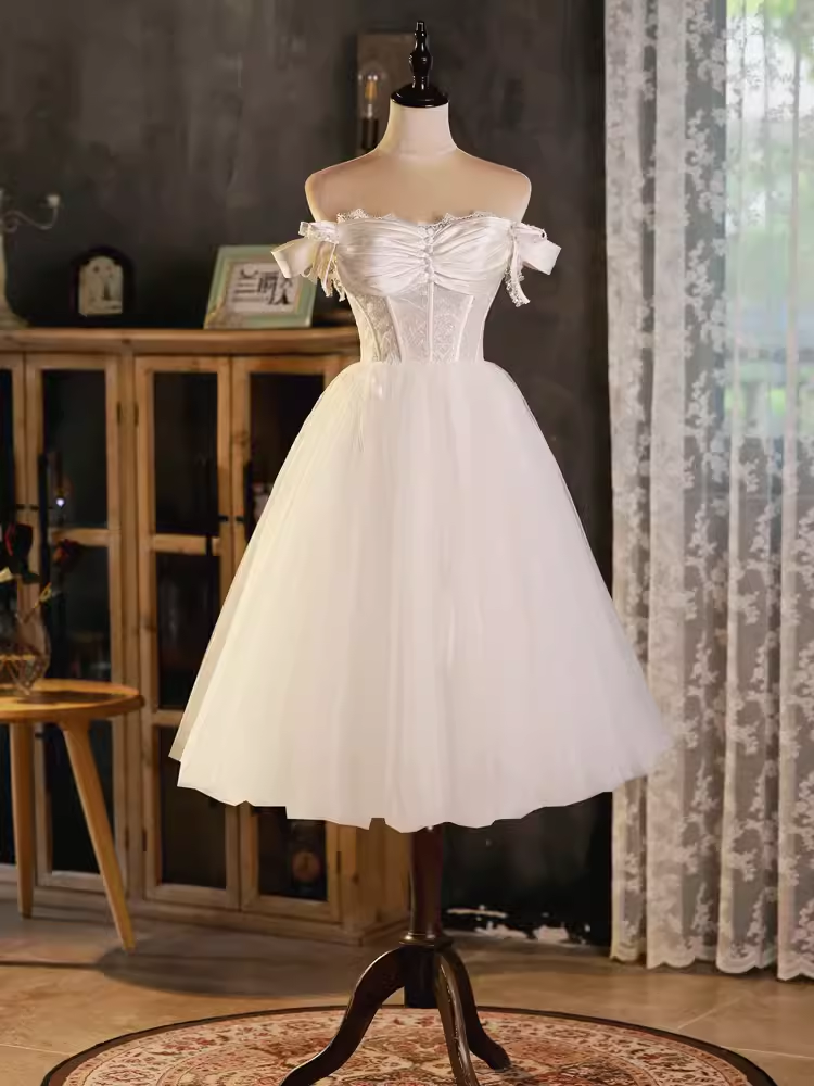 Vintage Ball Gown Off The Shoulder White Birthday Outfits Lace Homecoming Dresses