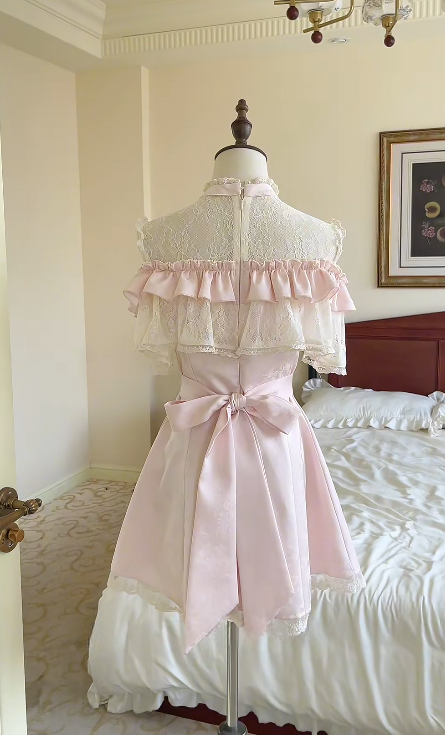 Pretty A Line Pink Satin Lace Short Homecoming Dress 16th Birthday Outfits