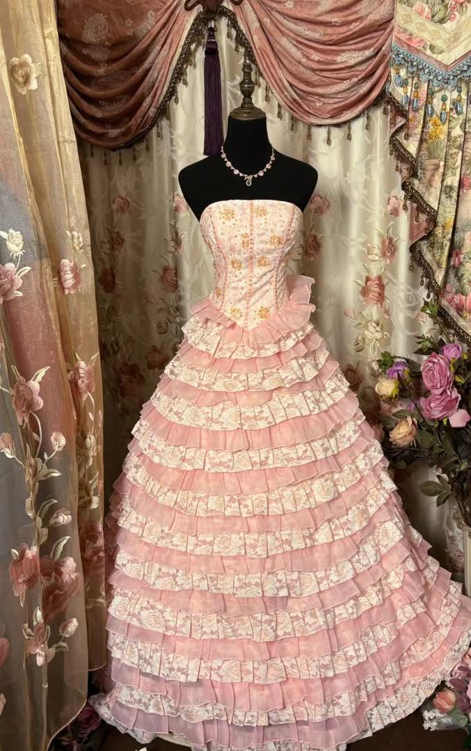 Chic Vintage Ball Gown Strapless Printed Layer Satin Long Prom Dresses Formal Dress