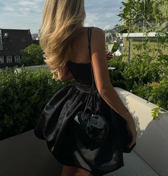 Princess 19th Ball Gown Strapless Black Satin Short Homecoming Dress Birthday Outfits