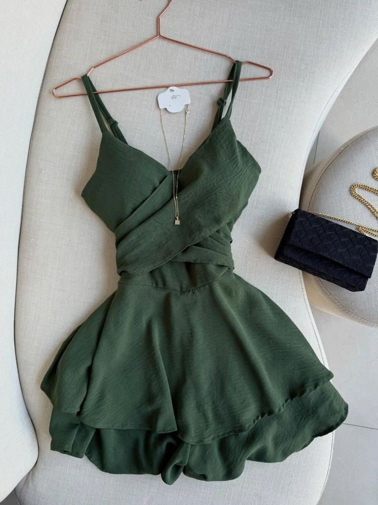 Pretty A line Spaghetti Straps Satin Short Homecoming Dress 17th Birthday Outfits
