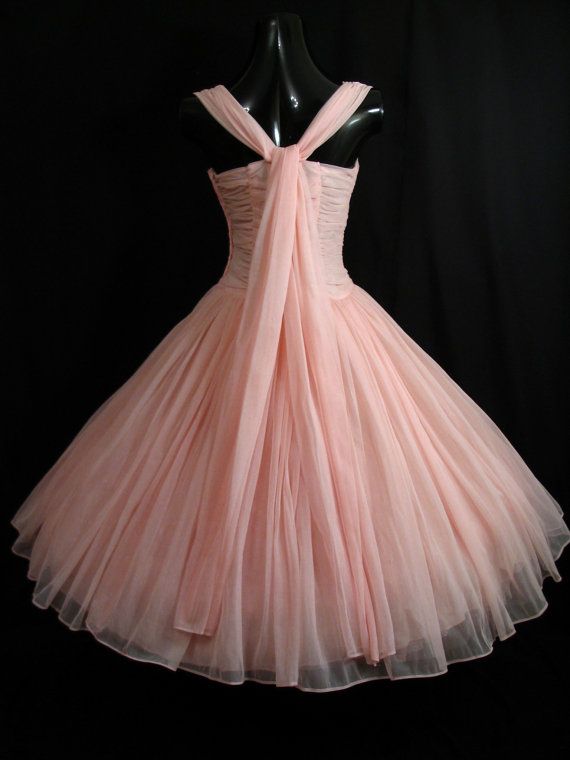 Stunning 50s Vintage Pink Short Homecoming Dress Party Dress