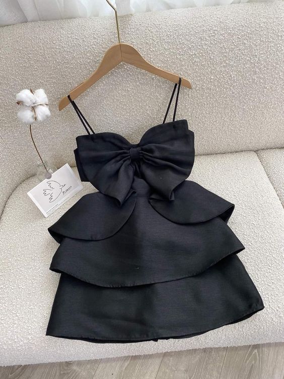 Chic A line Black Straps Short Homecoming Dress Satin Party Dress