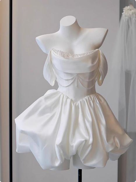 Pretty Ball Gown Off The Shoulder Satin Beads Short Homecoming Dress 18th Birthday Outfits