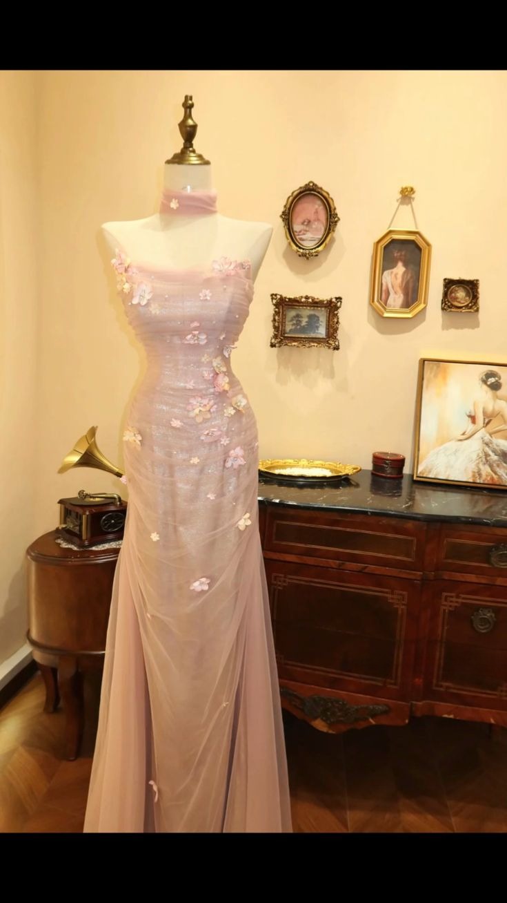 Aesthetic Mermaid Strapless Tulle Applique Long Prom Dresses Formal Dress