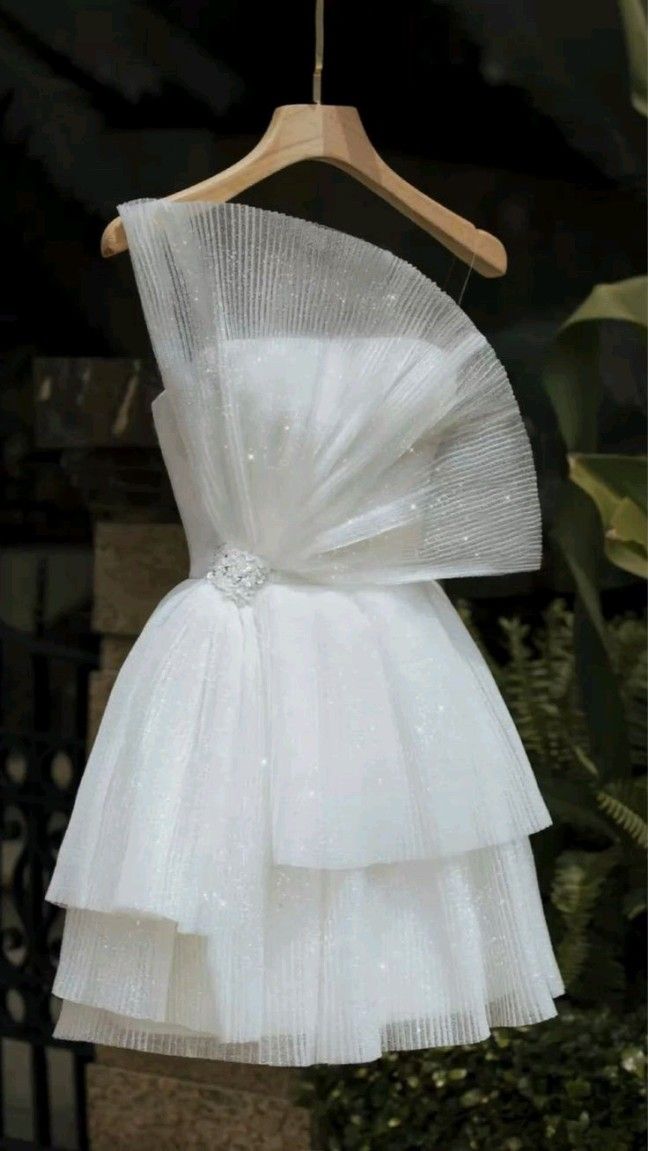 Chic A line Strapless White Short Homecoming Dress Tulle Party Dress