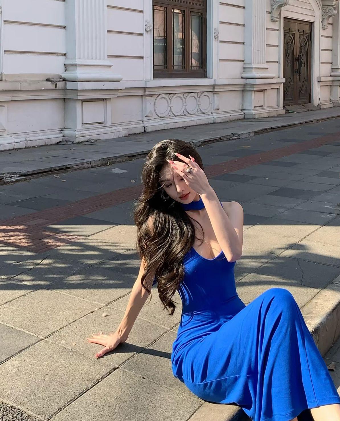 Unique Royal Blue Mermaid V Neck Satin Long Prom Dress,Formal Evening Dress