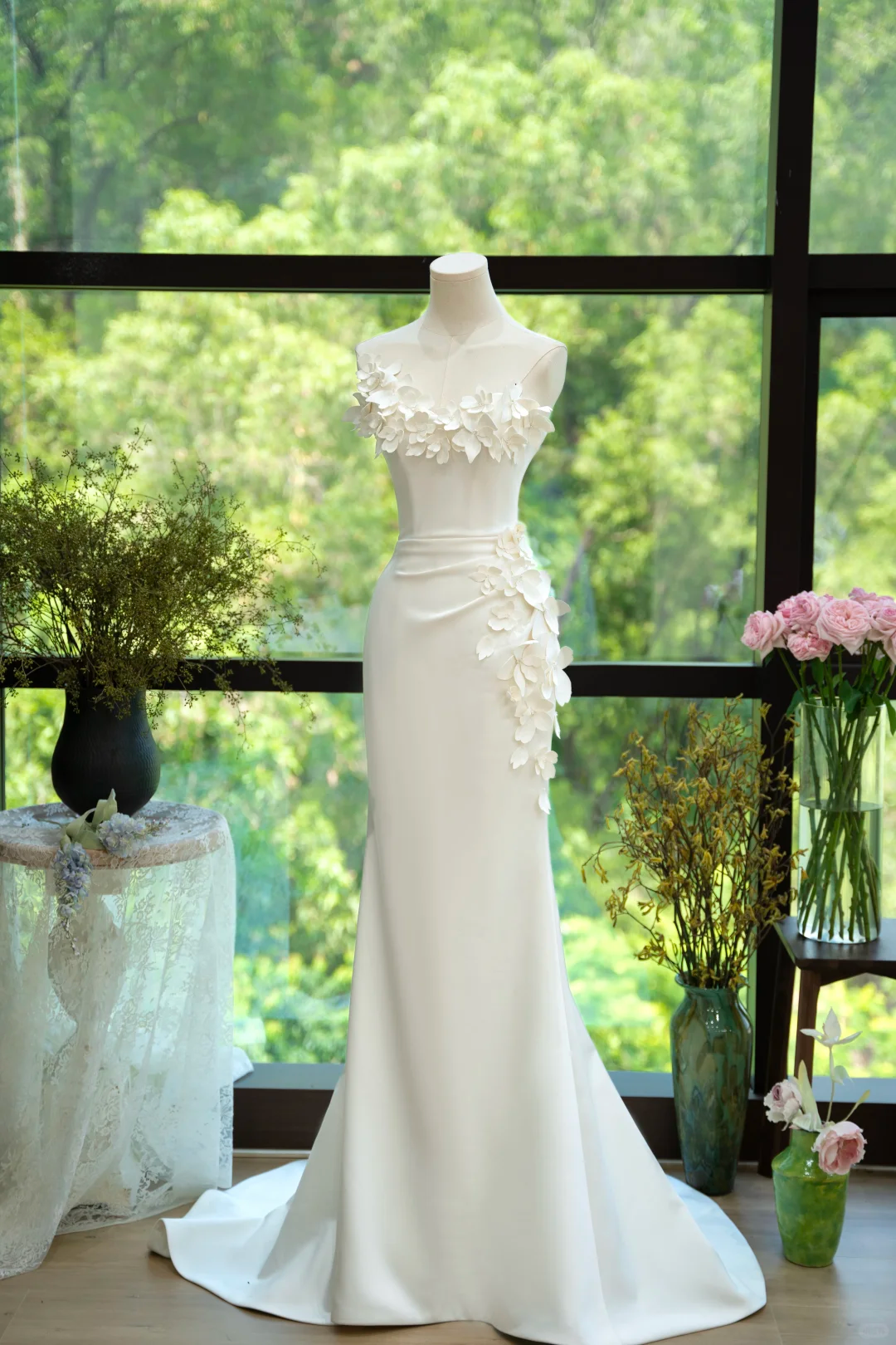 Classy Mermaid Strapless White Satin Applique Long Prom Dress, Evening Dress