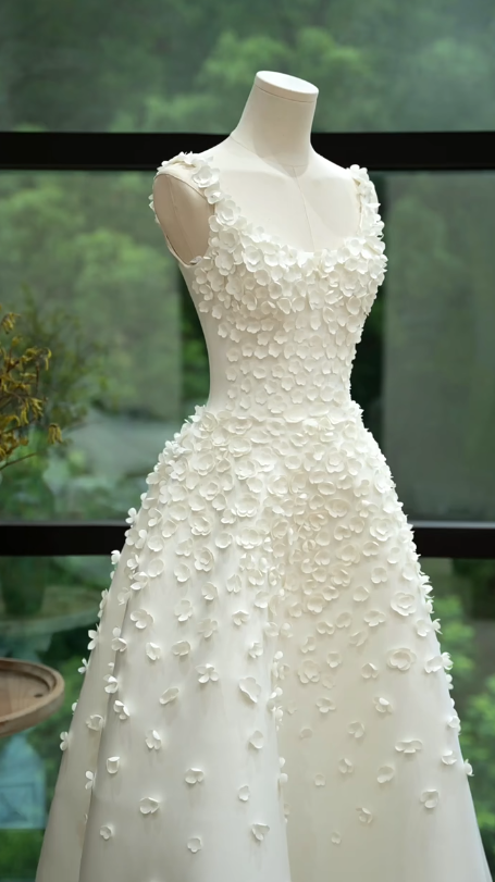 Sweet A Line U Neck White Satin Applique Long Prom Dress, Evening Dress