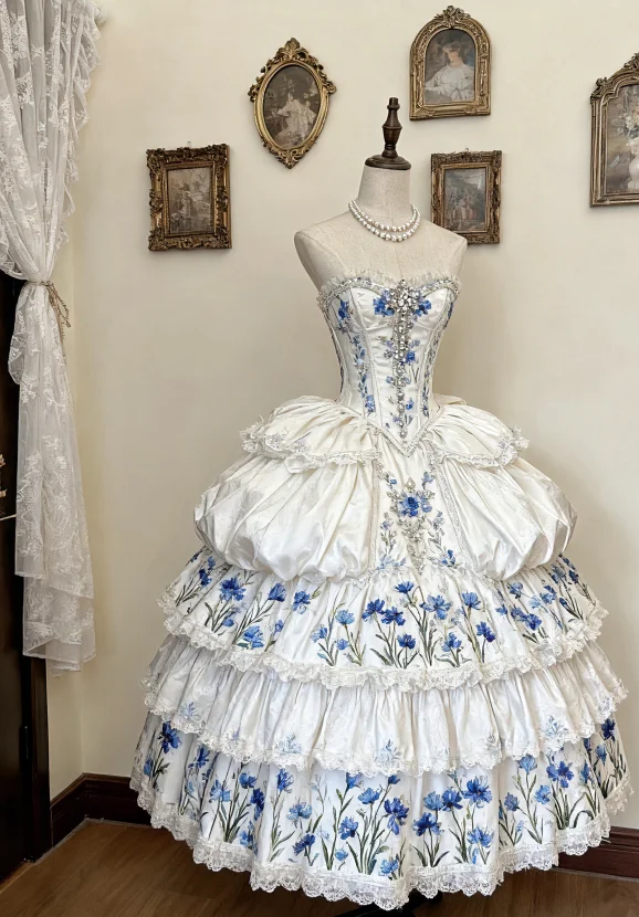 Unique Ball Gown Sweetheart Tiered Satin Lace Floral Beaded Long Prom Dress, Evening Dress
