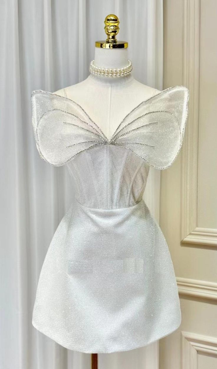 Chic A Line Short Sequin White Homecoming Dress 18th Birthday Outfits